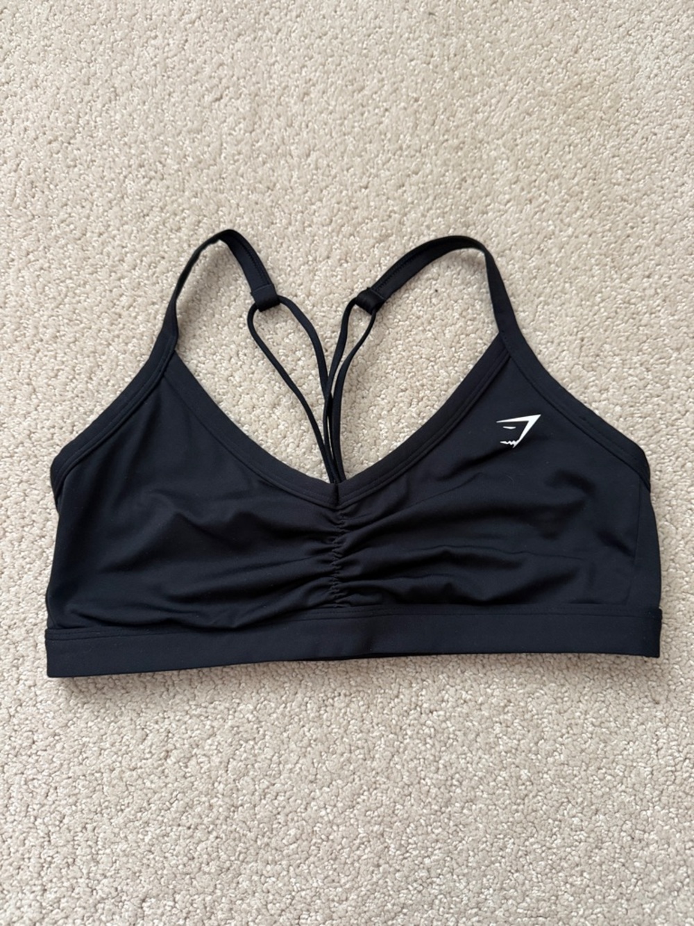 Black Gymshark sports bra no flaws